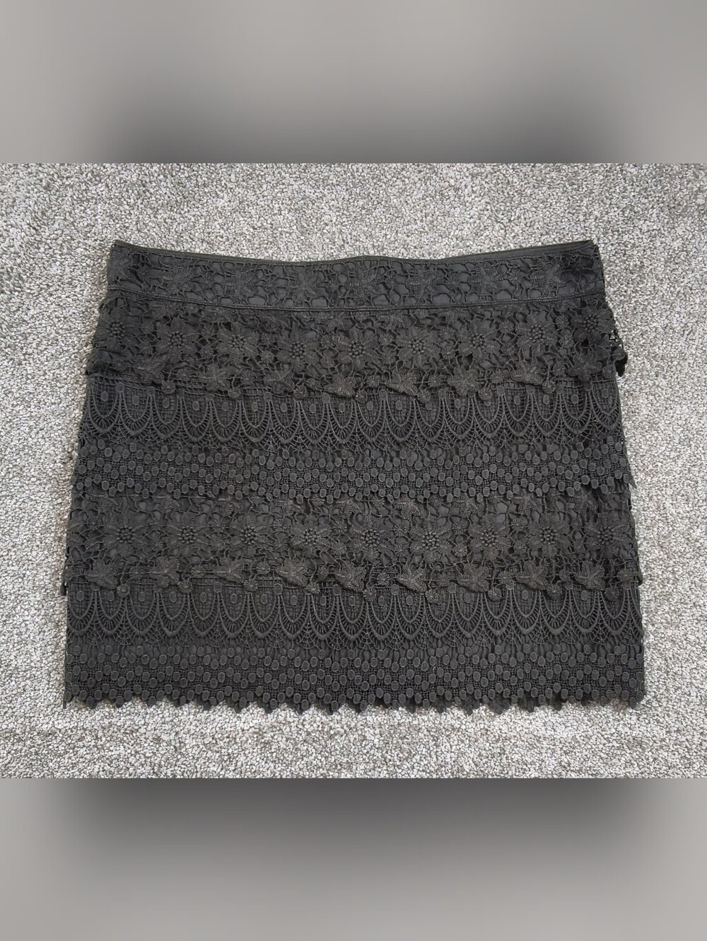 American Eagle Outfitters Mini Skirt Womens 8 Gray Lace Floral Lined Back Zip